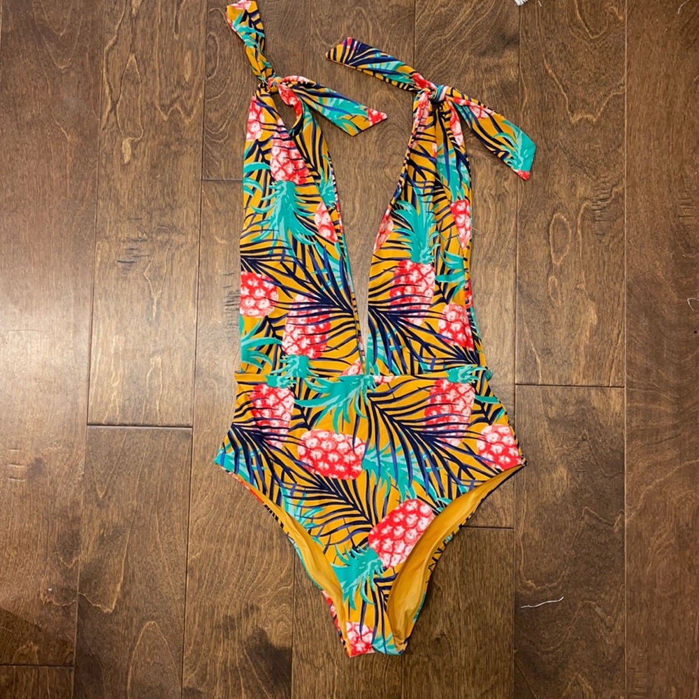 Aerie- NO TAG. One piece bathing suit